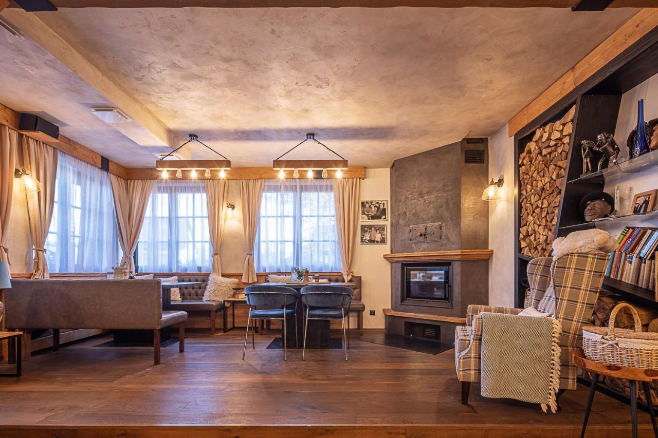 Hotel Mclimon Novy Jicin Ngoại thất bức ảnh